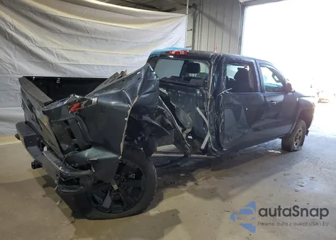 2018 Chevrolet Silverado K1500 Lt from USA, damaged, VIN 3GCUKREC5JG435533